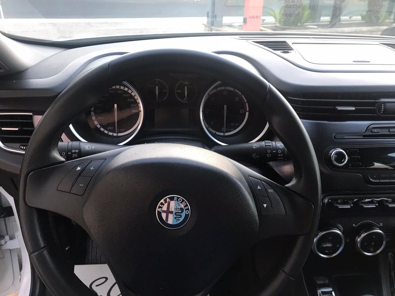 Alfa Romeo Giulietta 1.6 JTDm-2 105 CV Distinctive