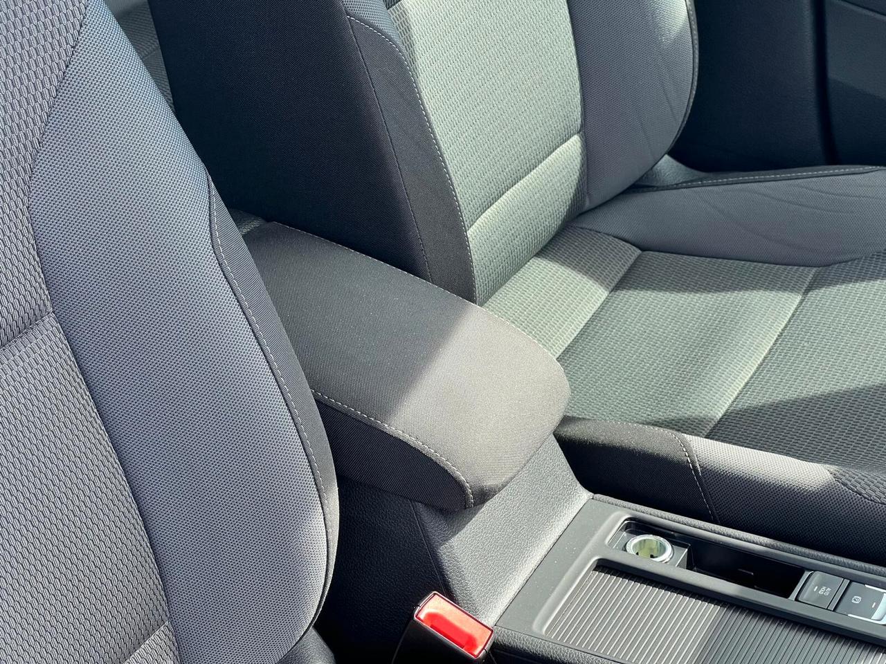 Volkswagen Golf Variant 1.6 TDI 115 CV DSG Executive BlueMotion Tech.