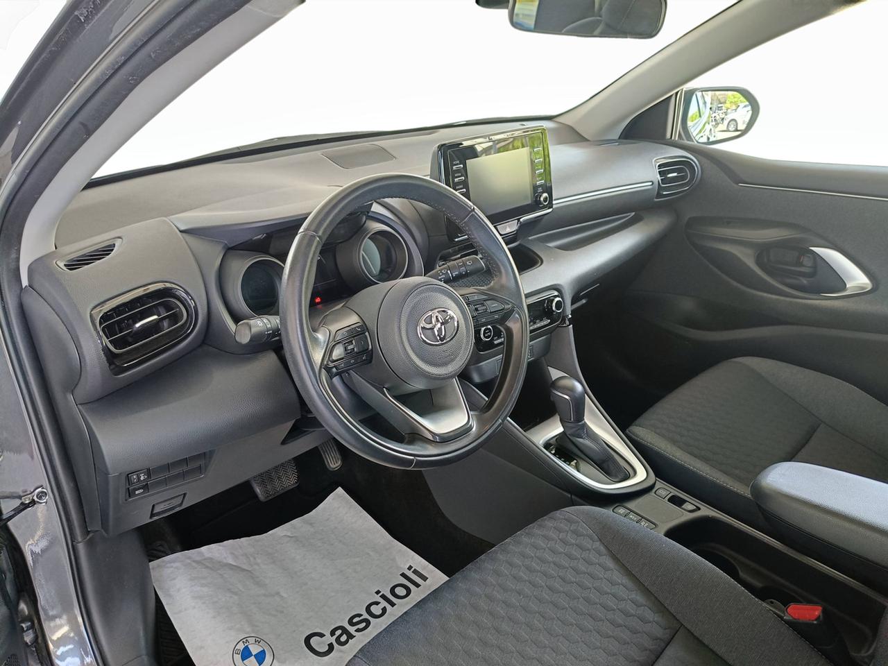 TOYOTA Yaris - NG '20