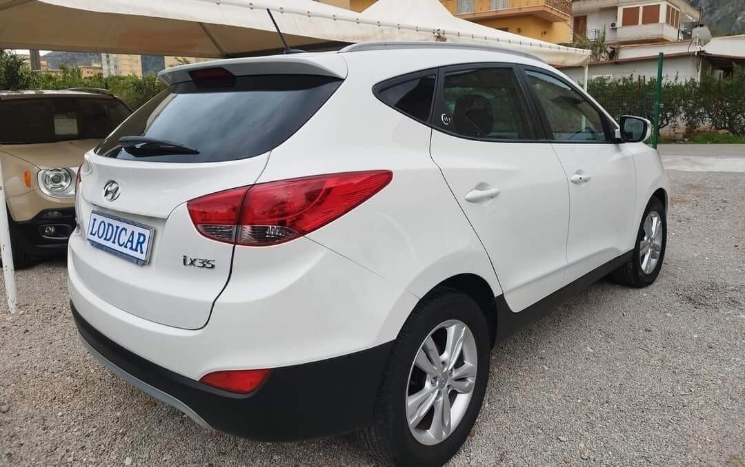 Hyundai iX35 1.7 CRDi 2WD Xpossible