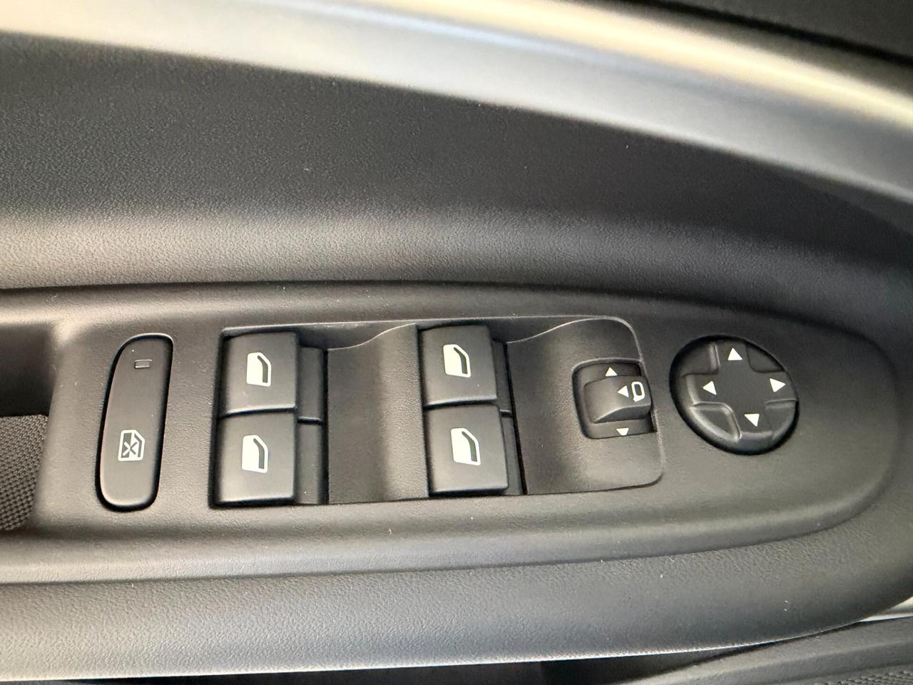 Jeep Avenger 1.2 Turbo 100 CV Summit