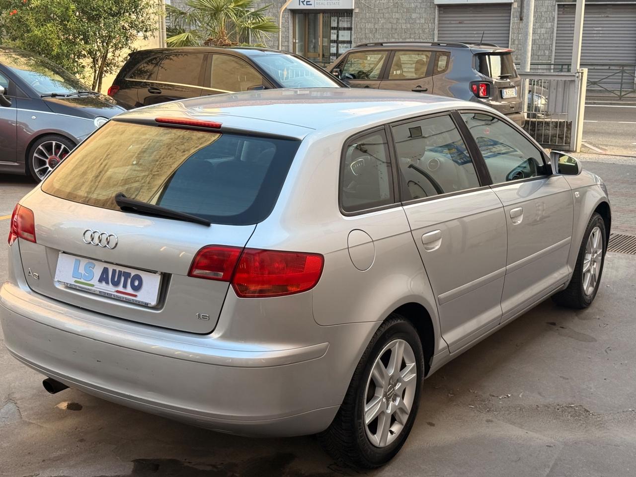 Audi A3 SPB 1.6 16V FSI Ambition