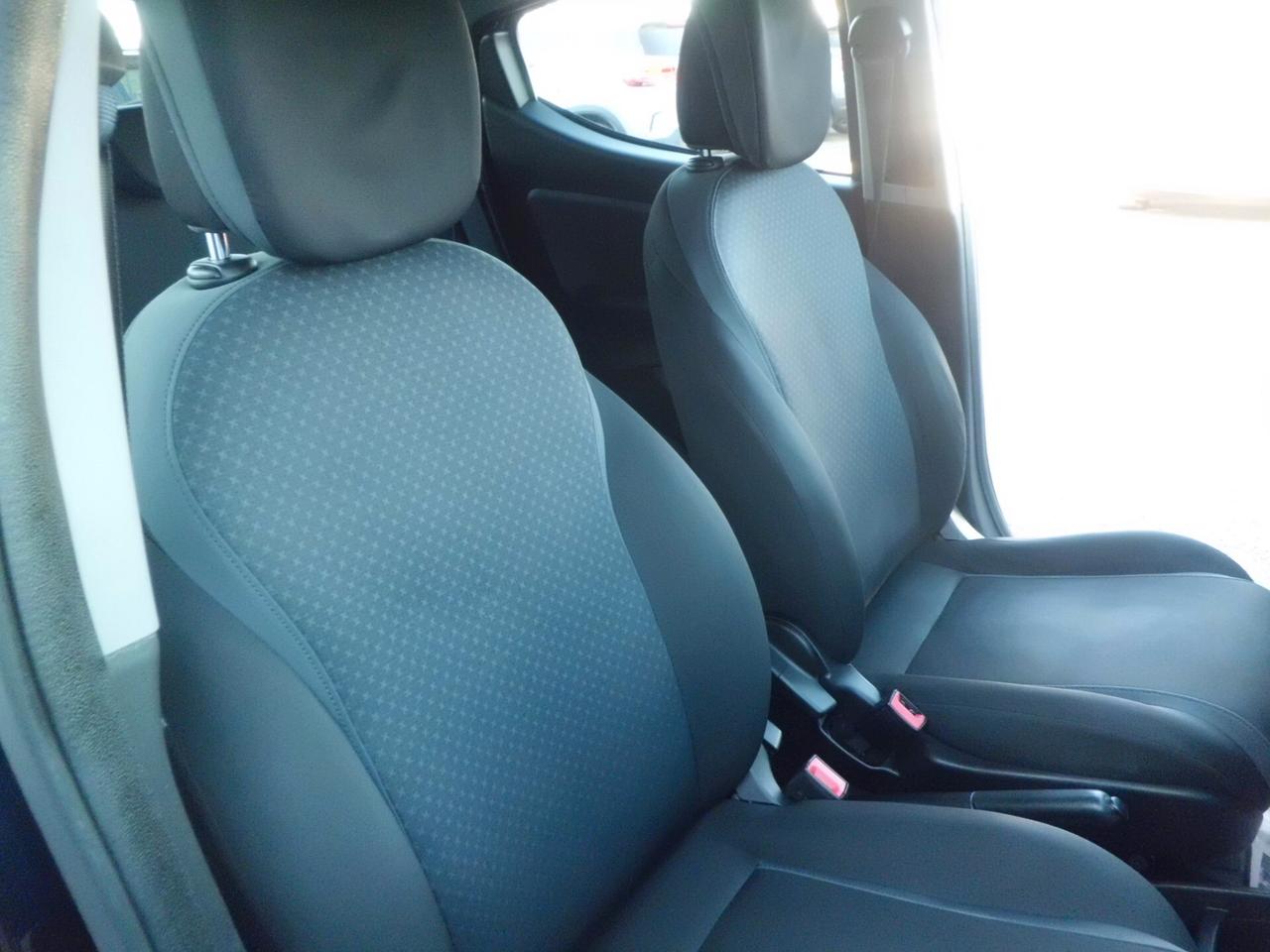 Lancia Ypsilon 1.2 69 CV 5 porte GPL Ecochic Platinum