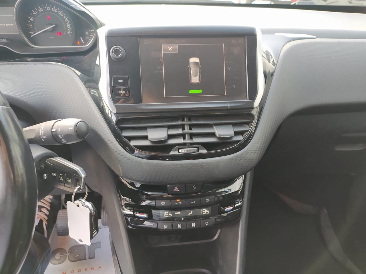 Peugeot 2008 PureTech Turbo 110 cv Allure