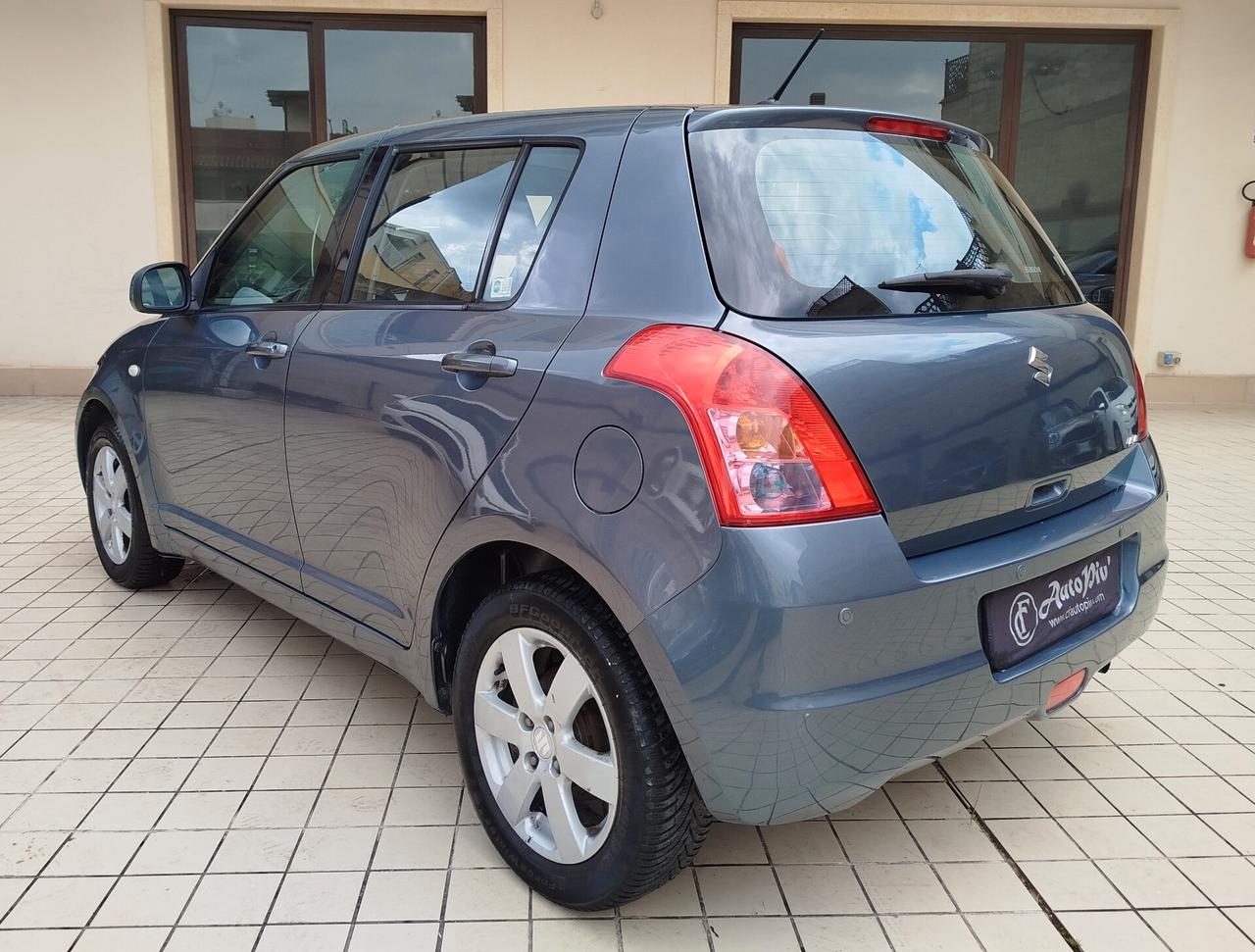 Suzuki Swift 1.3 4x4 5p. GL