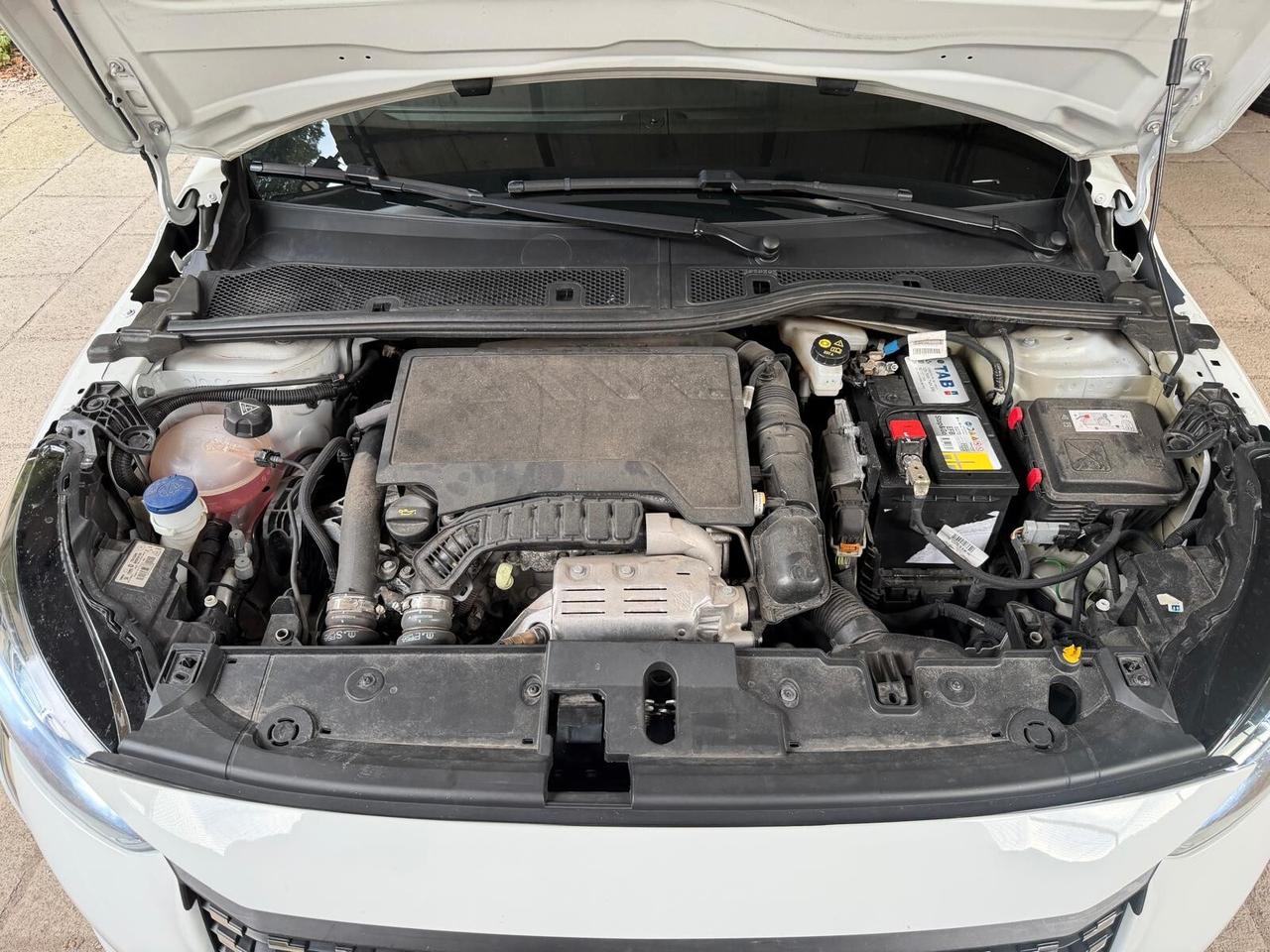 Peugeot 208 1.2 puretech 100Cv AUTOMATICA stop&start 5 porte allure