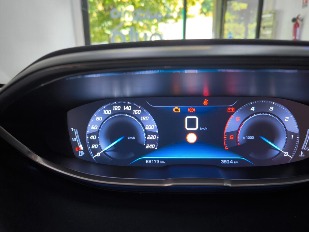 Peugeot 5008 BlueHDi 120 S&S Allure