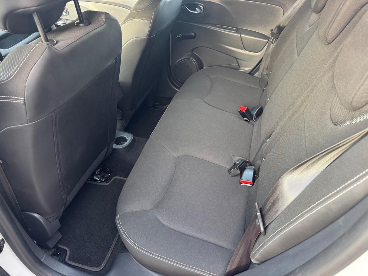 Renault Clio 1.2 16V 5 porte Dynamique