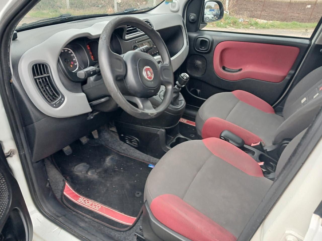 Fiat Panda 0.9 TwinAir Turbo Natural Power Lounge