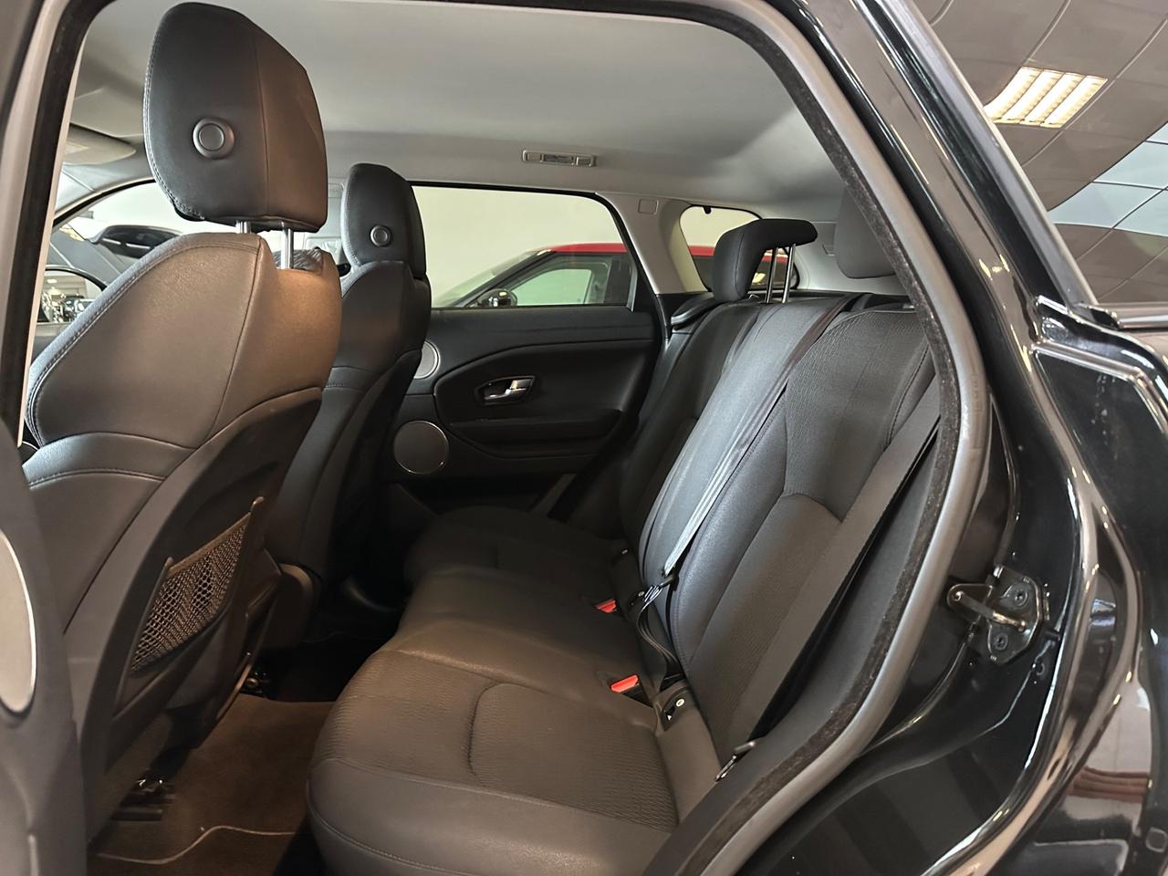 Land Rover Range Evoque 2.0 TD4 150 CV 5p. SE