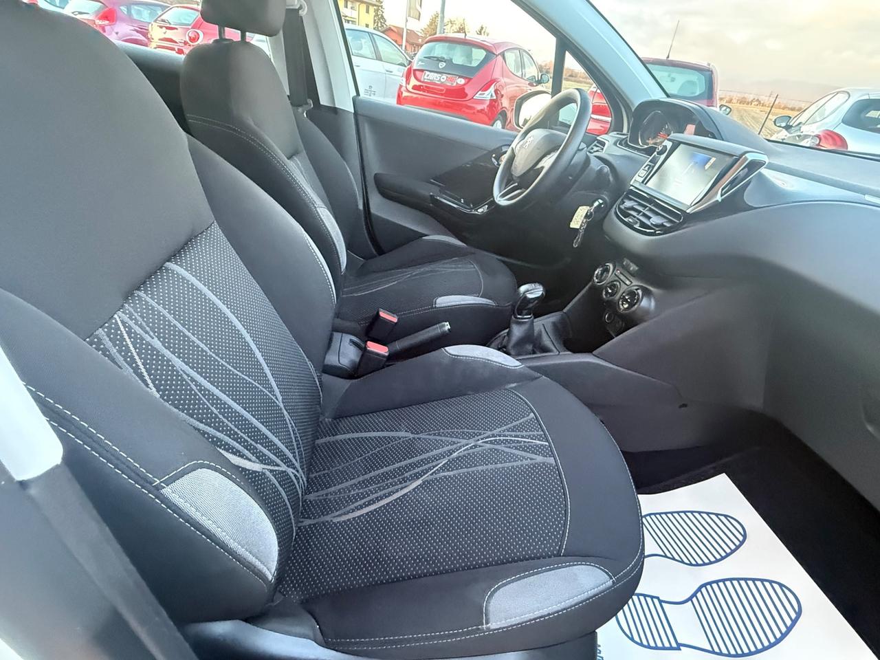 Peugeot 208 1.2 VTi 82 CV 5 porte Allure