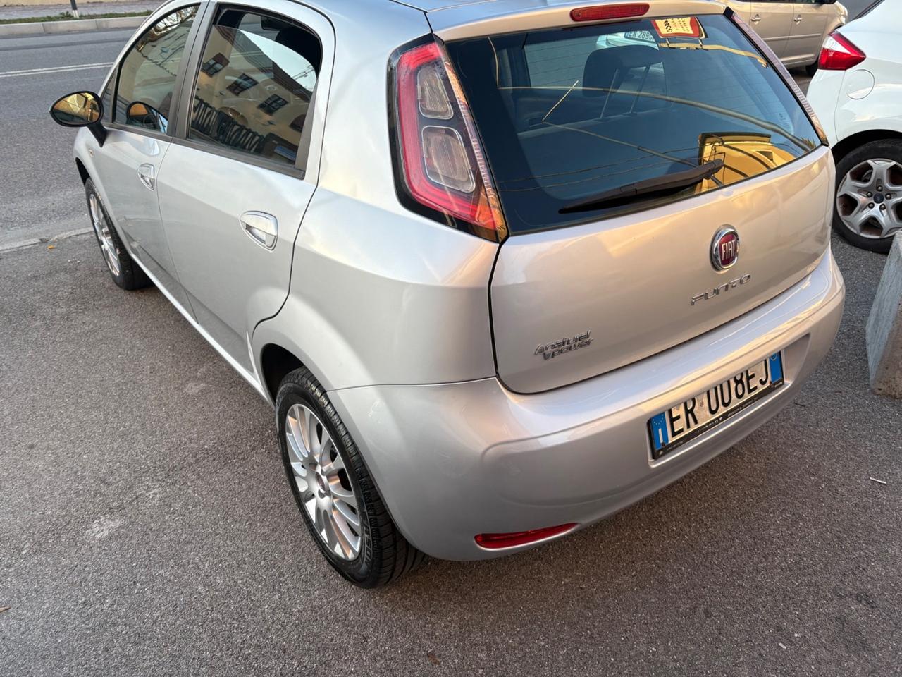 Fiat Punto 1.4 8V 5 porte Natural Power Lounge