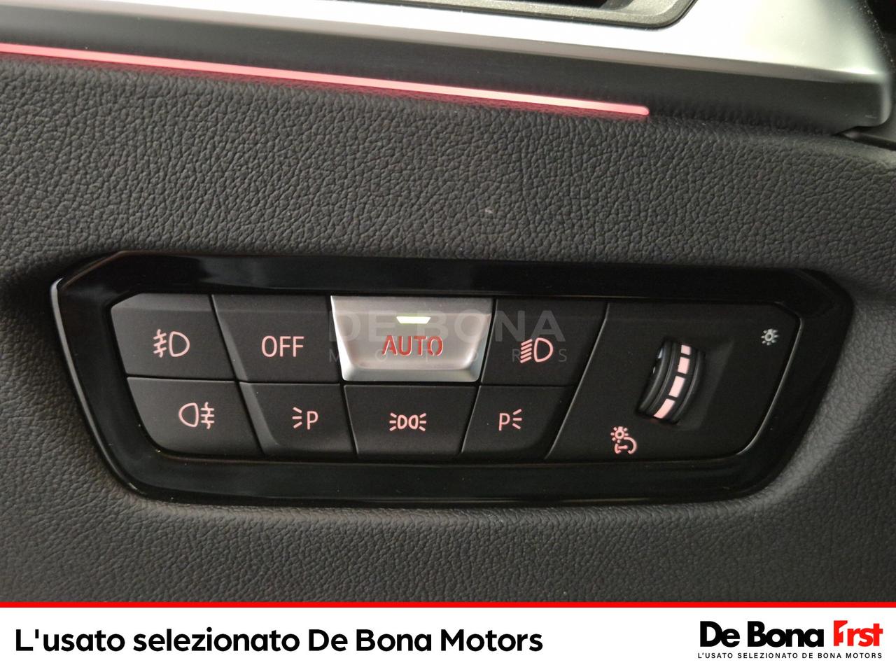 BMW Serie 3 330d touring mhev 48v xdrive msport auto