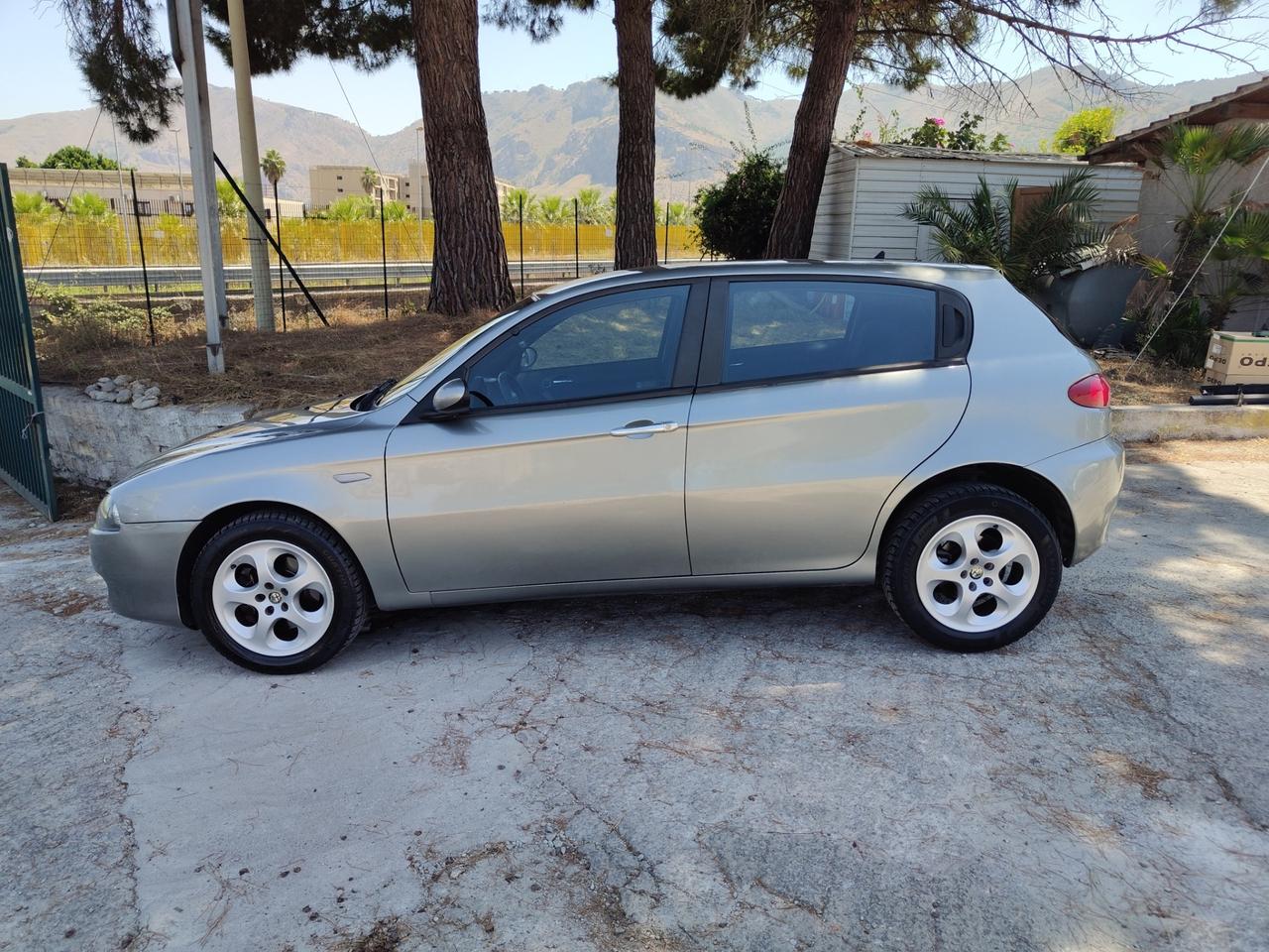 Alfa Romeo 147 1.9 JTD (120) 5 porte ECCELLENTI CONDIZIONI