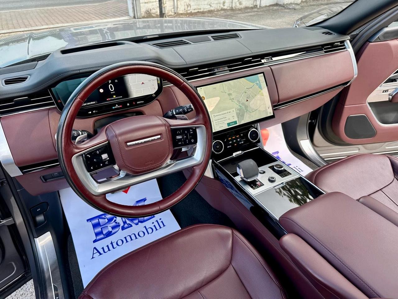 LAND ROVER RANGE ROVER P530 AUTOBIOGRAPHY