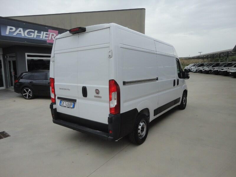 FIAT Ducato (4ª serie) Ducato 33 2.2 Mjt 120CV...