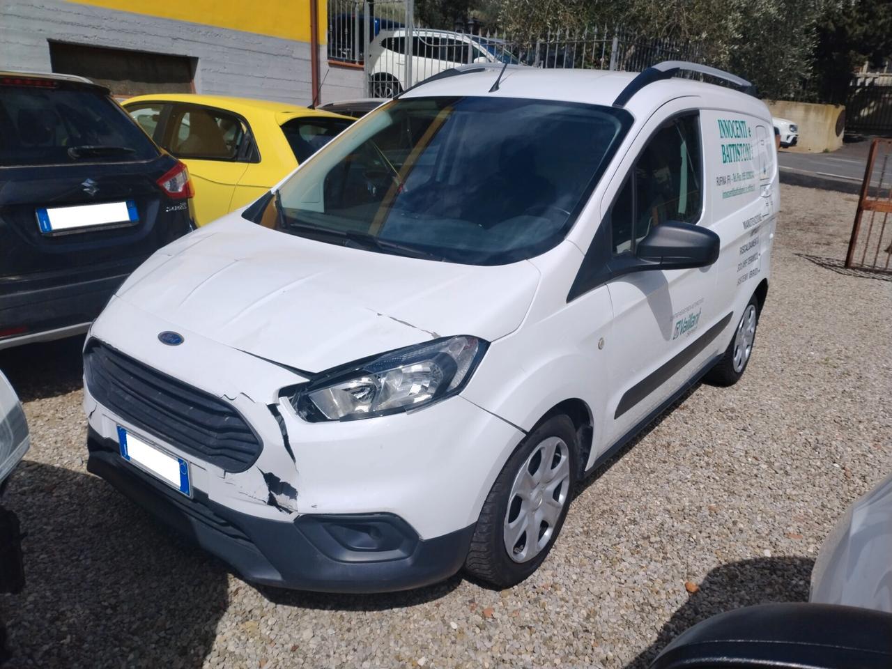 Ford Transit Courier 1.5 TDCI Incidentata/Sinistrata