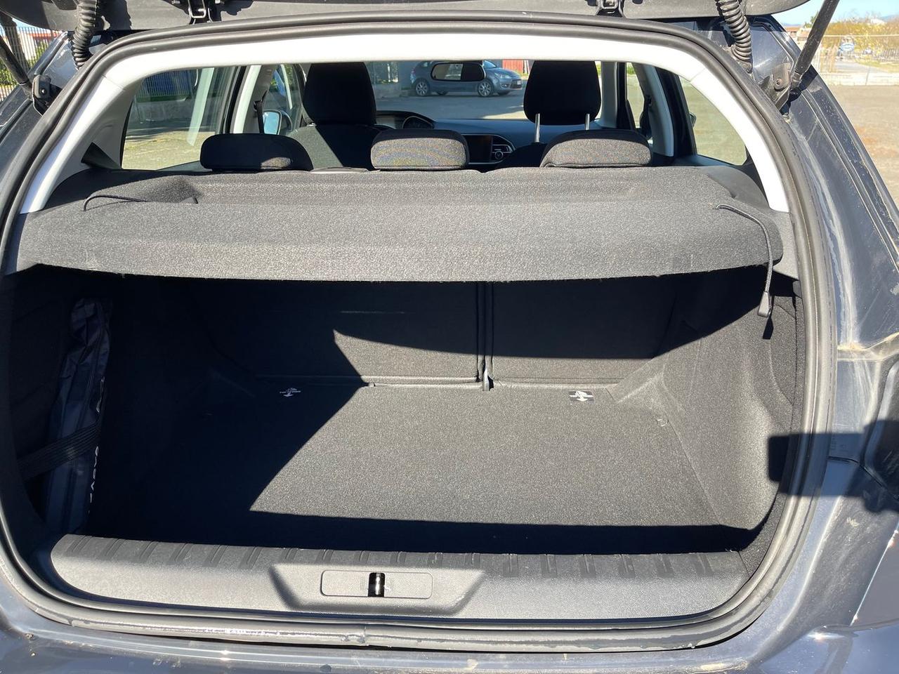 Peugeot 308 1.5 Blue HDI 100 Active #10305