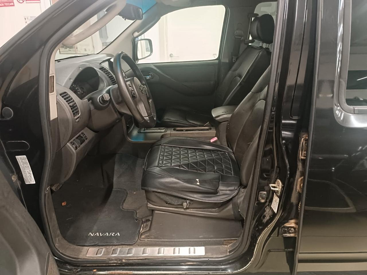 Nissan Navara 2.5 dCi 4 porte Double IVA DEDUCIBILE
