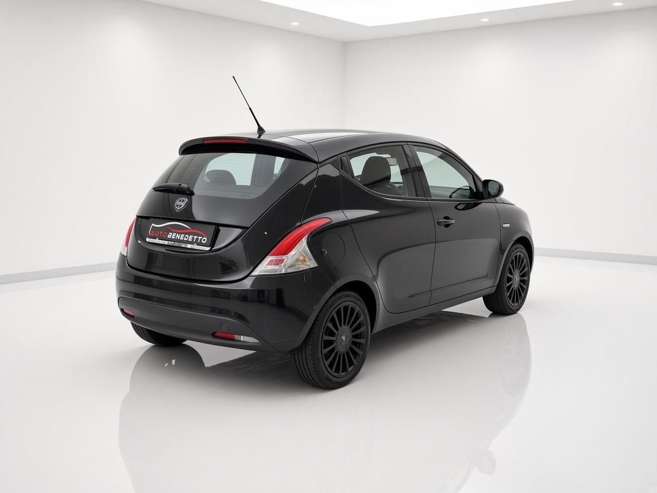 Lancia Ypsilon 1.3 MJT 95 CV S&S Gold 2013