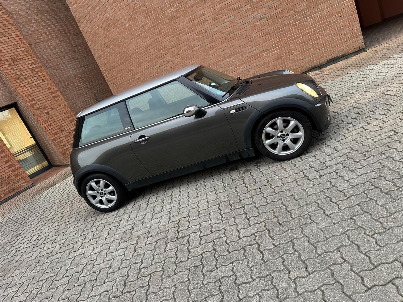 Mini 1.6 16V One Park Lane