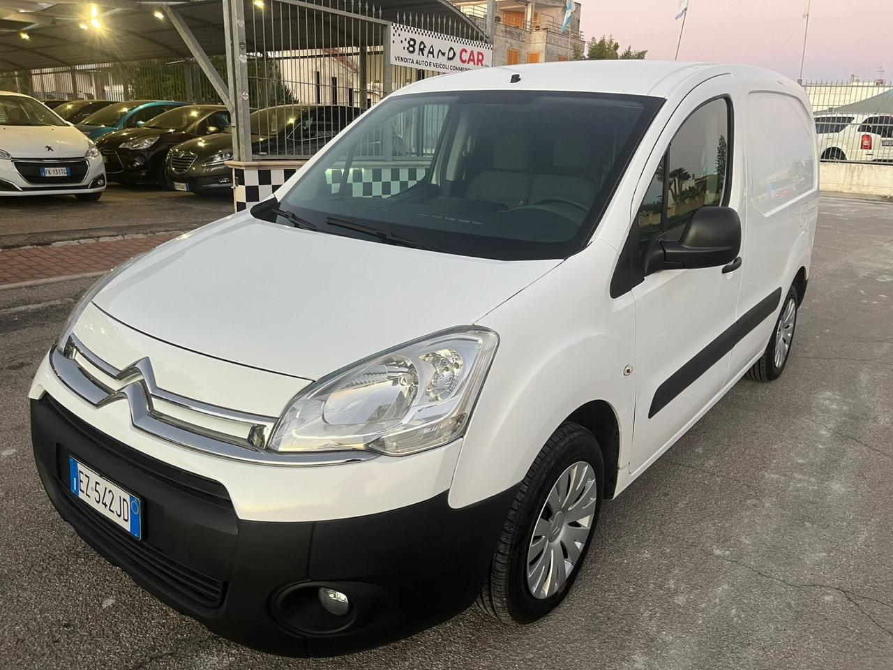 Citroen Berlingo 1.6 HDi 90Cv Unipro 2015