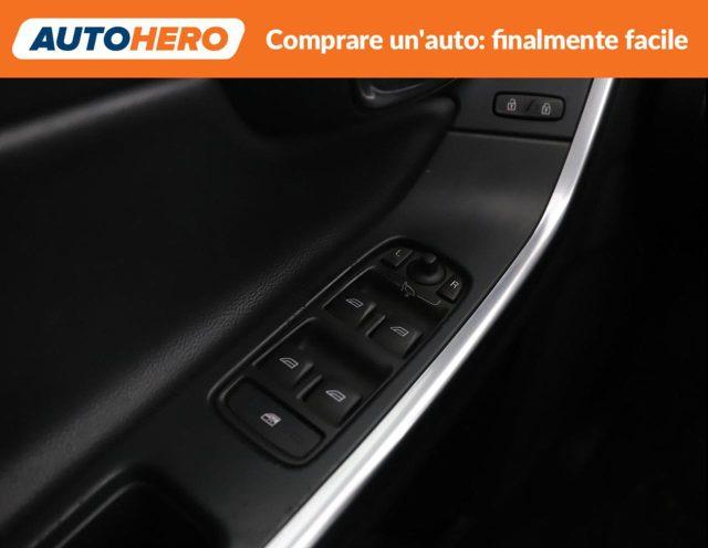 VOLVO V60 Cross Country D3 Geartronic Momentum