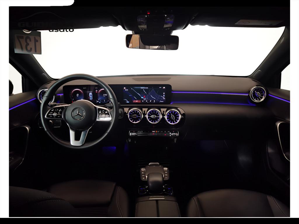 Mercedes-Benz Classe A - W177 2018 - A 180 d Sport Night edition Plus auto