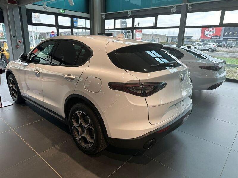 Alfa Romeo Stelvio 2.2 Turbodiesel 160 CV AT8 RWD Sprint