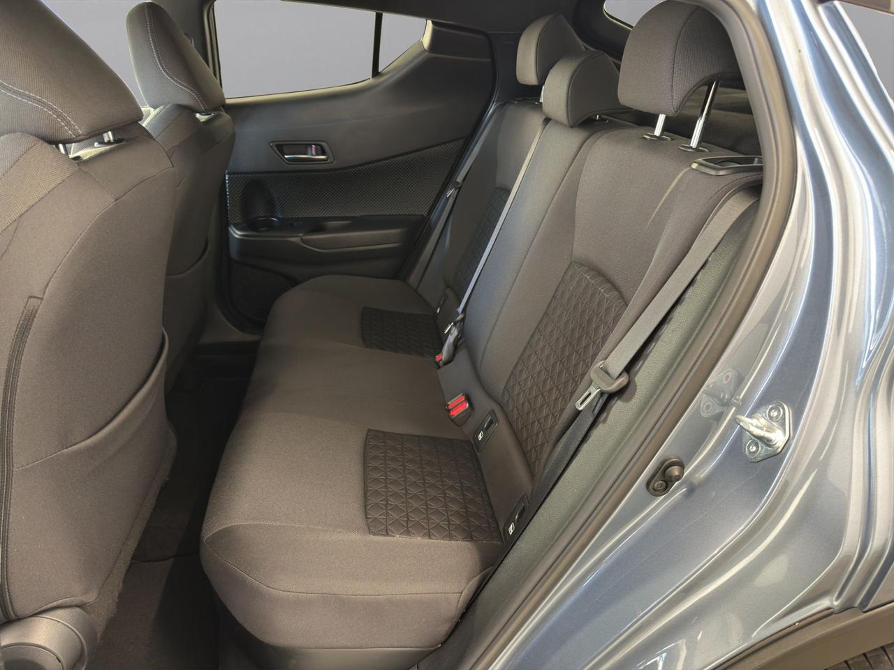 Toyota C-HR 2.0h Trend e-cvt