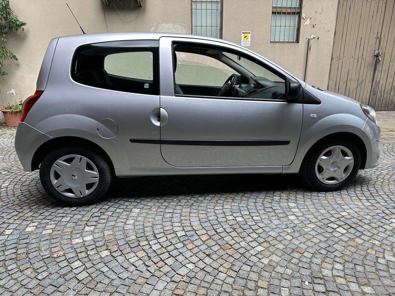 Renault Twingo 1.2 16V LEV *OK NEOPATENTATI - UNIPROPRIETARIO *