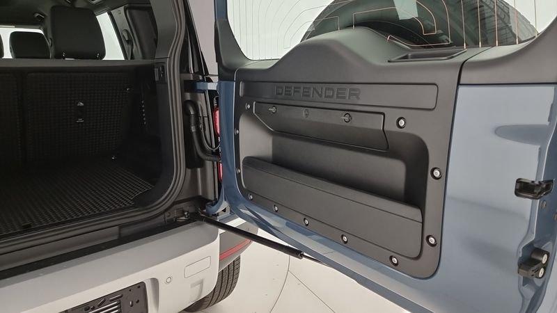 Land Rover Defender 110 3.0D I6 200 CV AWD Auto S