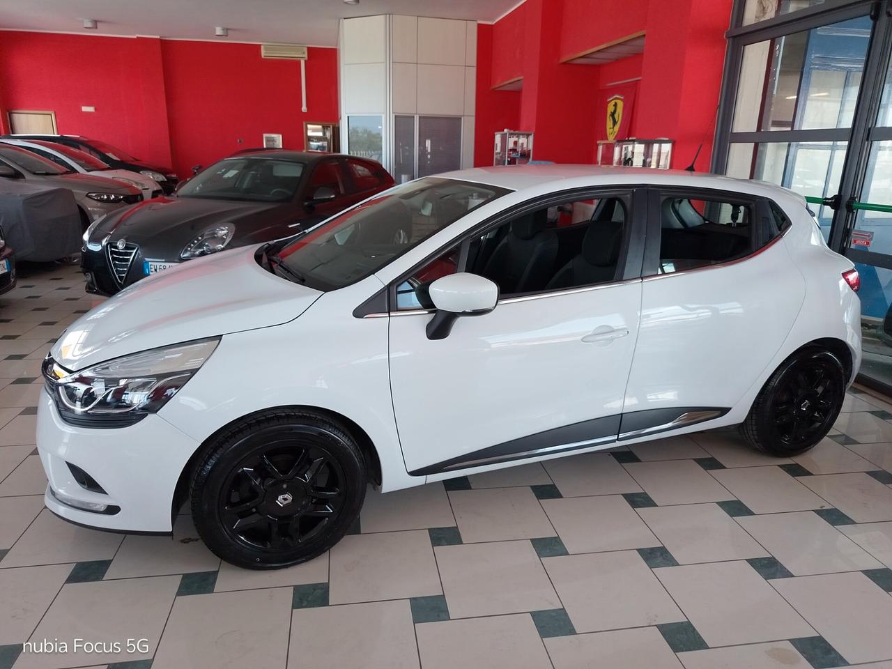 Renault Clio dCi 8V 75 CV Start&Stop 5 porte Energy Duel2