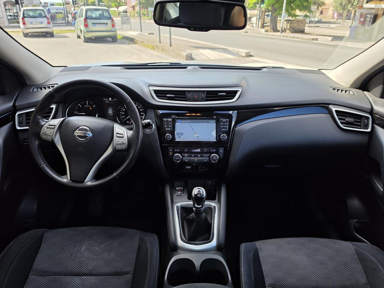 NISSAN QASHQAI 1.5 dCi BUISNESS