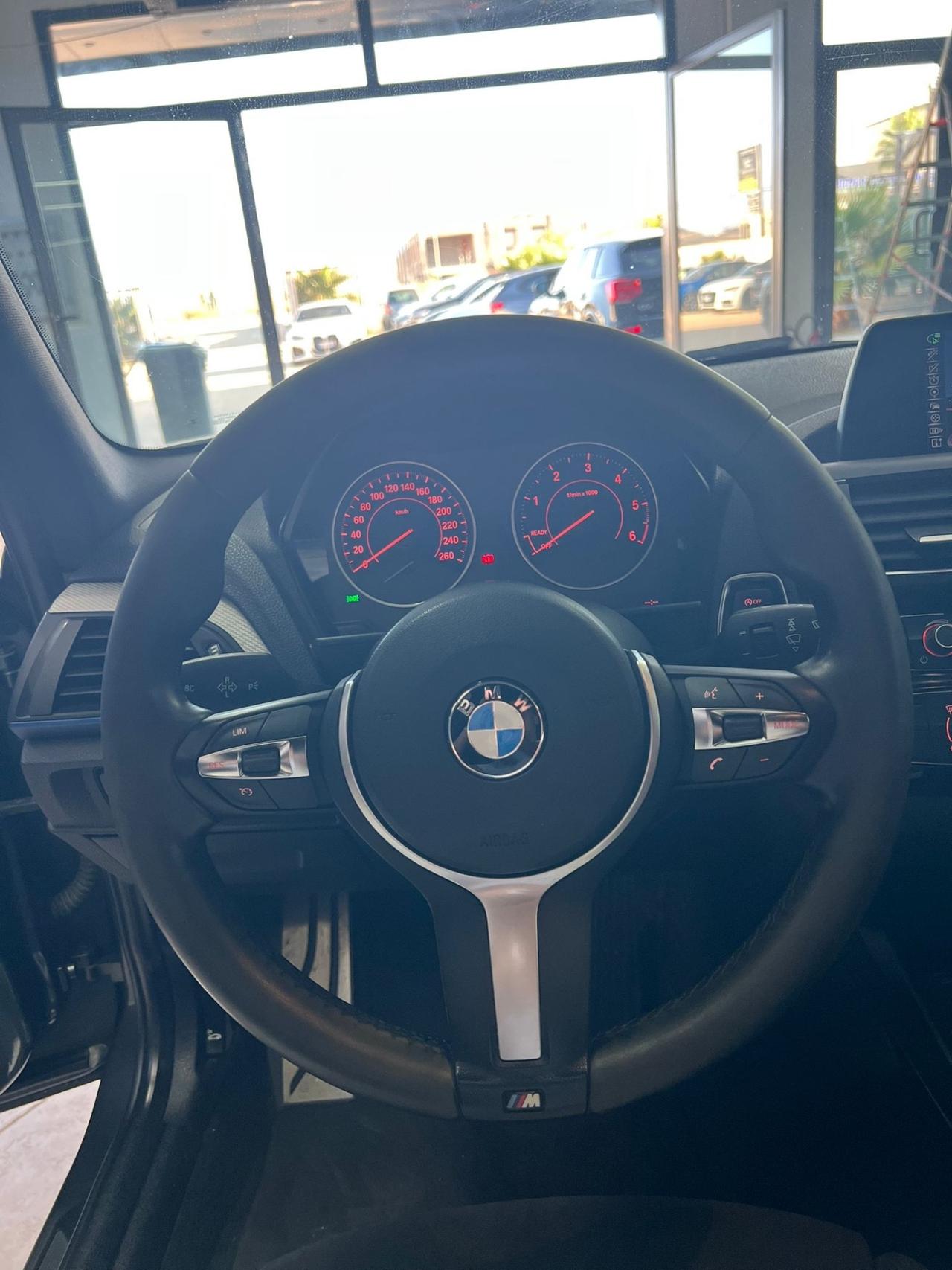 Bmw 118 118d 5p. Msport