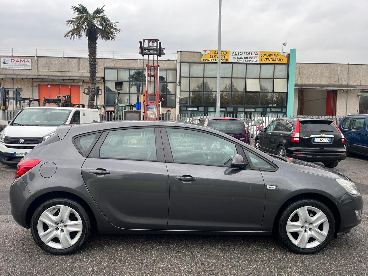 Opel Astra 1.4 turbo 100cv