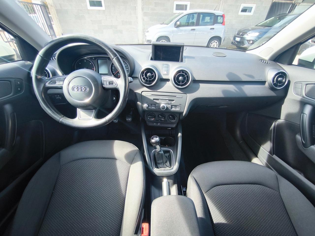 AUDI A1 1,6 TDI- OK NEOPATENTATI