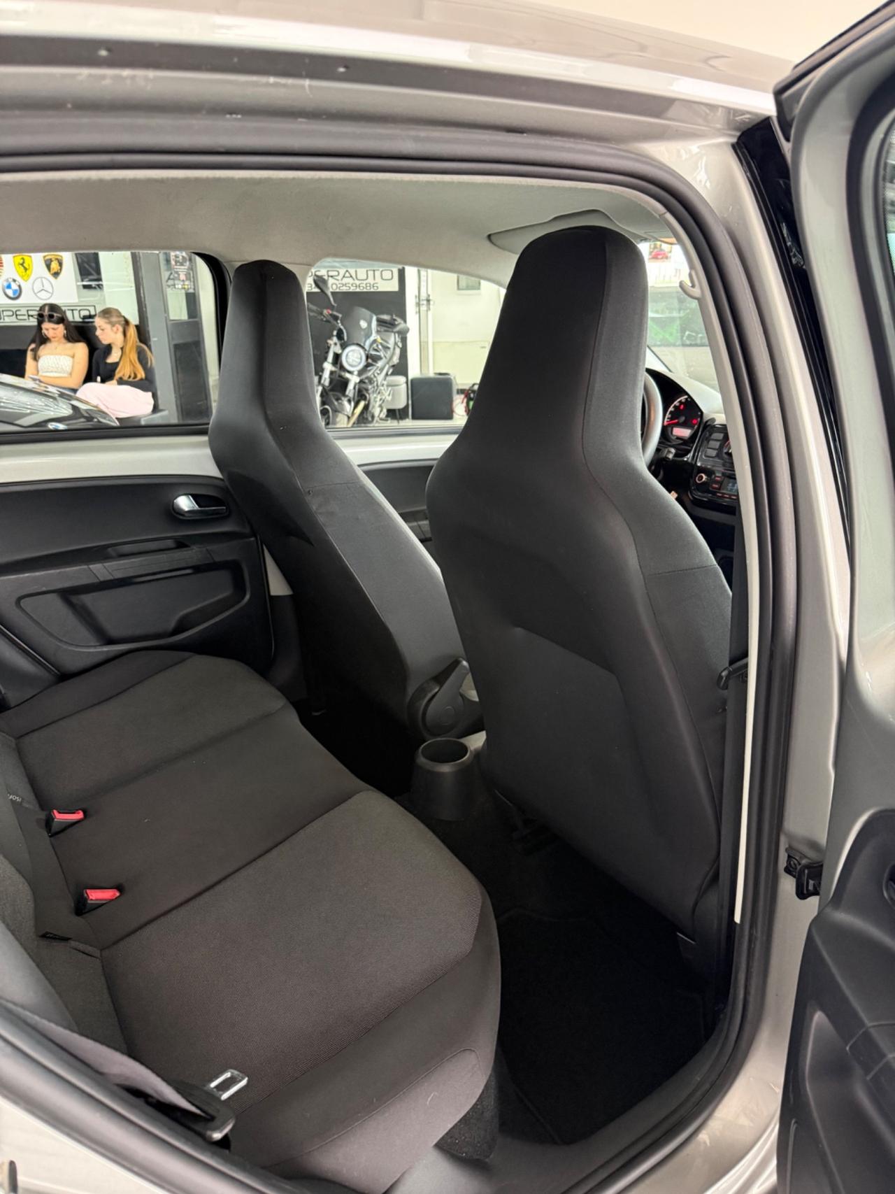 Volkswagen up! 1.0 75 CV 5p. high