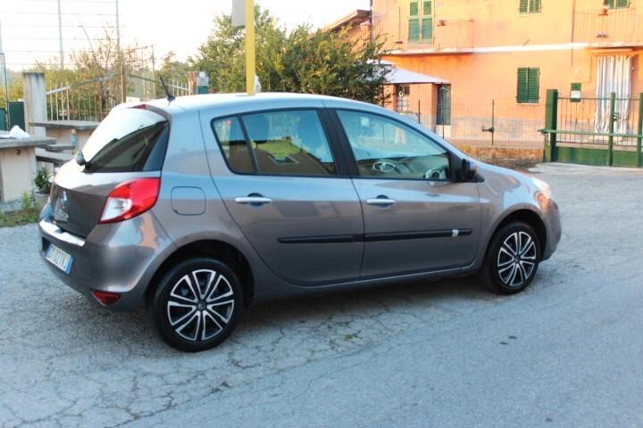 Renault Clio 1.2 5 porte Confort PACK 75.000km clima