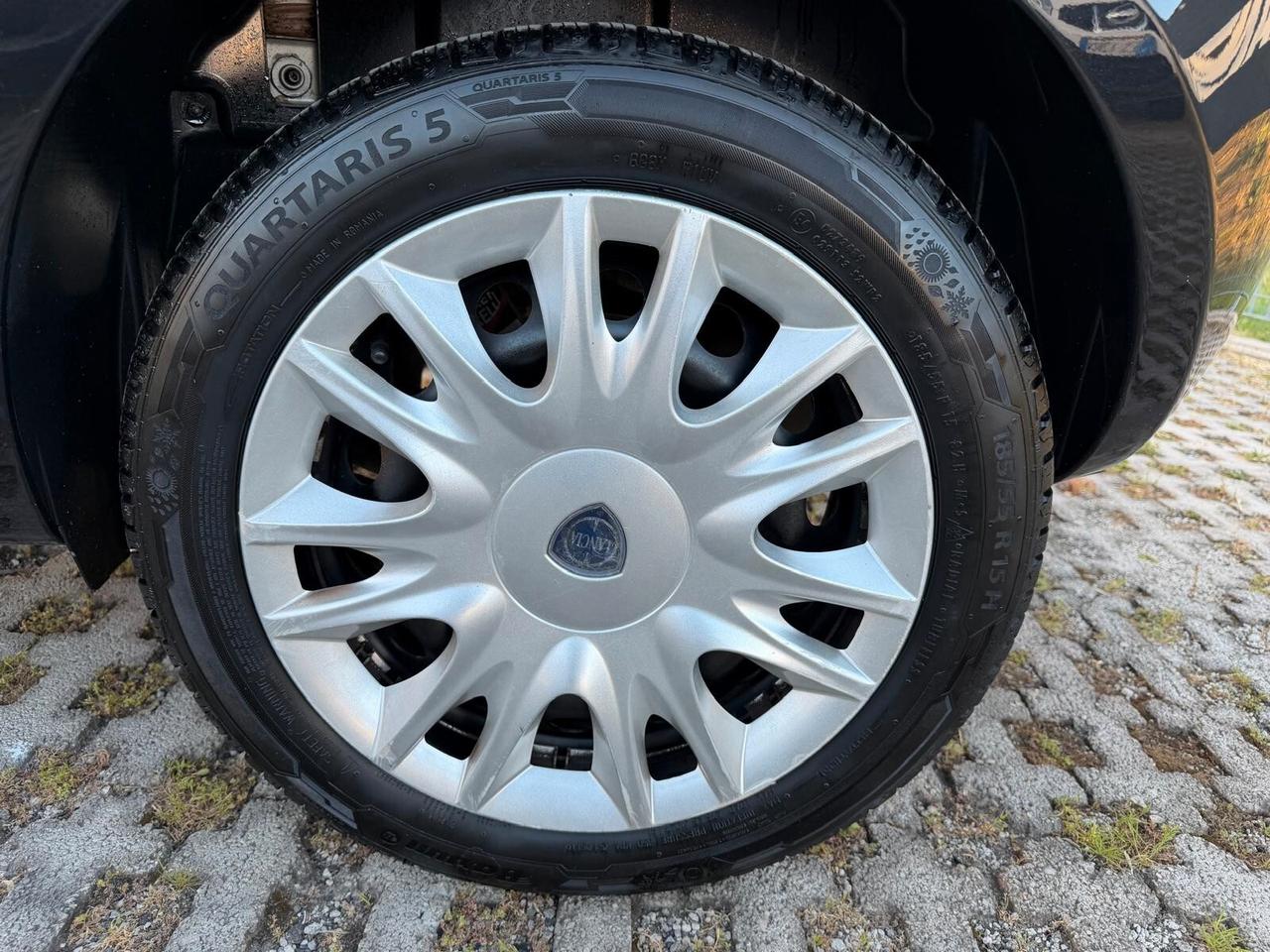 Lancia Ypsilon 1.3 MJT 16V 95 CV 5 porte S&S Silver-2011