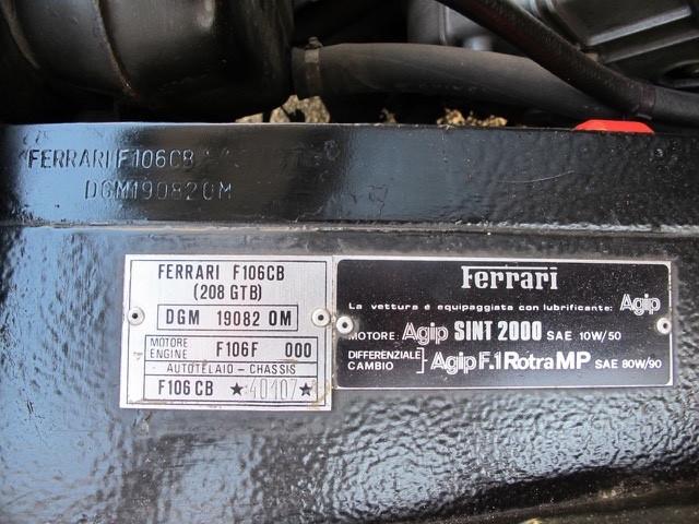 Ferrari 208 V8 CARBURATORI-AUTO RARISSIMA