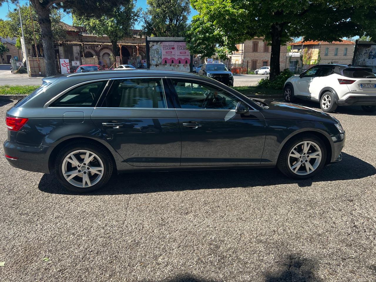 Audi A4 2.0 35 TDI Sport #11120