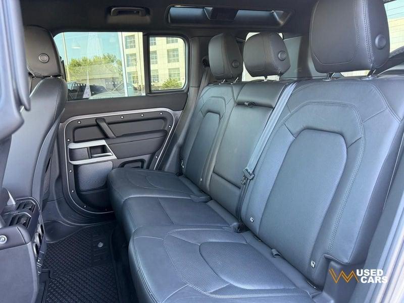 Land Rover Defender 3.0D I6 200 110 SE AWD auto. AUTOCARRO N1