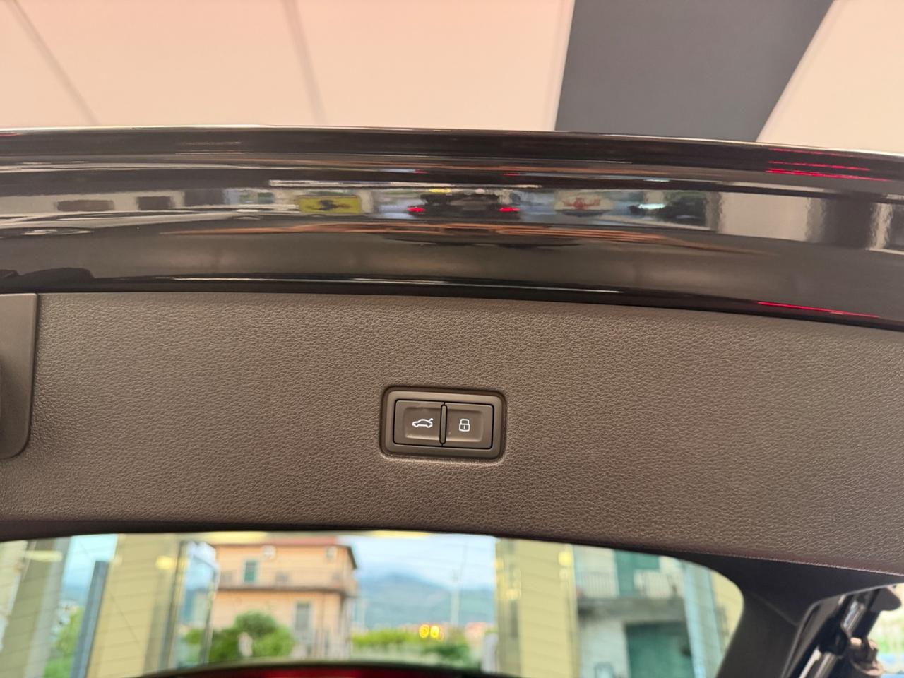 Audi Q8 50 TDI 286 CV quattro S LINE