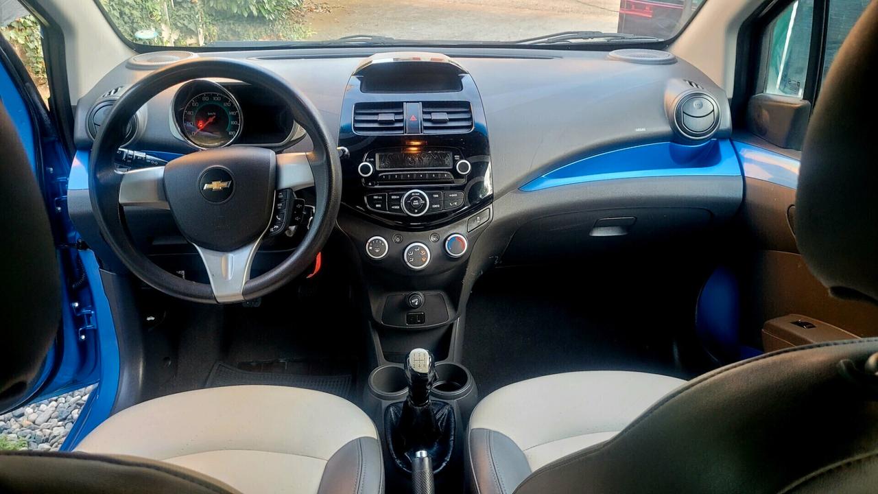 Chevrolet Spark 1.0 LT