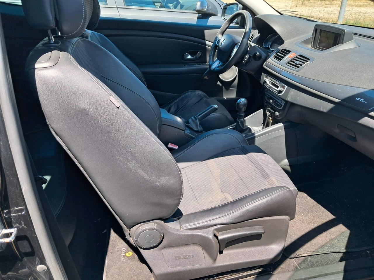 Renault Megane Mégane Coupé 1.5 dCi 110CV GT Line