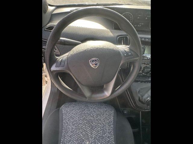 LANCIA Ypsilon 3ª serie - 1.0 FireFly 5 porte S&S Hybrid Si