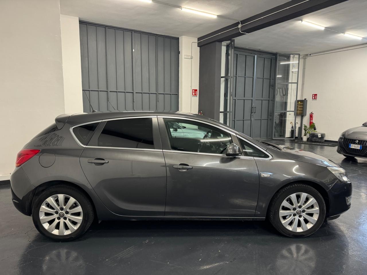Opel Astra 1.7 CDTI 125CV 5p Cosmo EURO 5