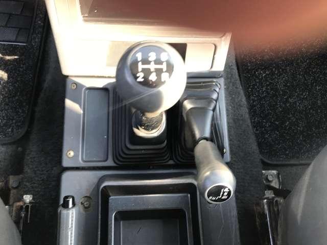 Mitsubishi Pajero 2.5 TD autocarro 2 posti