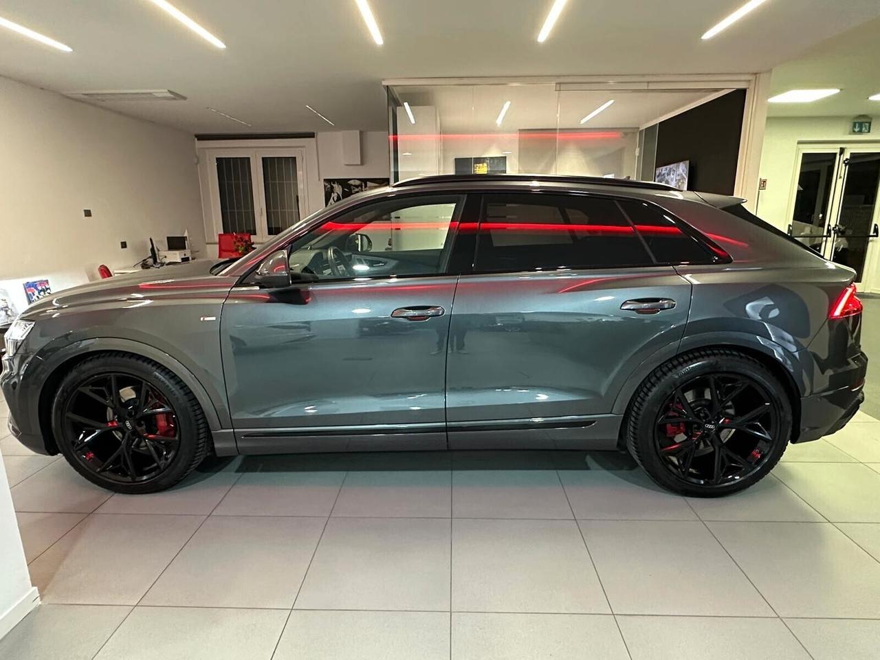 Audi Q8 50 TDI 286 CV quattro tiptronic S-Line DEMO